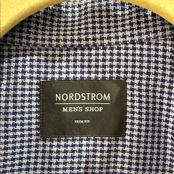 Nordstrom Men's Navy Checkered Button Down Shirt - Picture 2 of 7